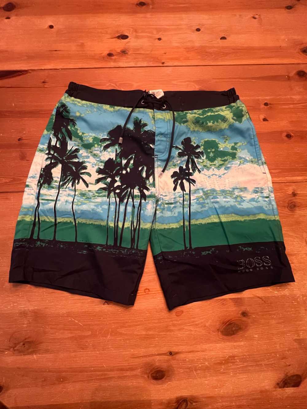 NWT BOSS Men's Green & Blue Palm-Print Swim Trunks size Large